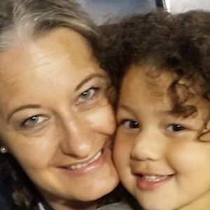 Meet your Posher, Regina